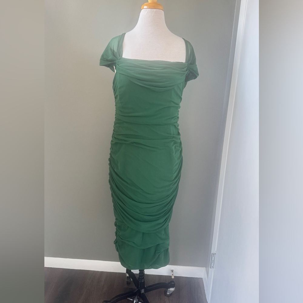 Baltic Born Elegant Green Ruched Midi Dress Sz 12